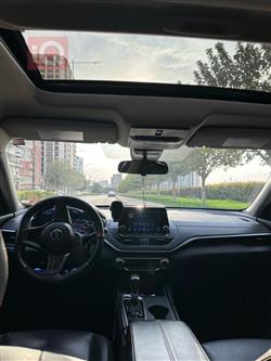 نیسان ئەلتیما